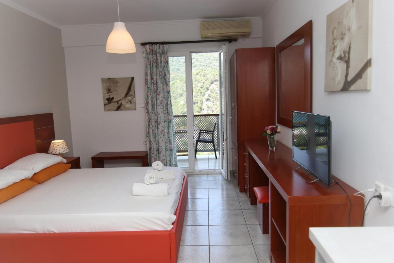 Poros Beach Studios Dış mekan fotoğraf