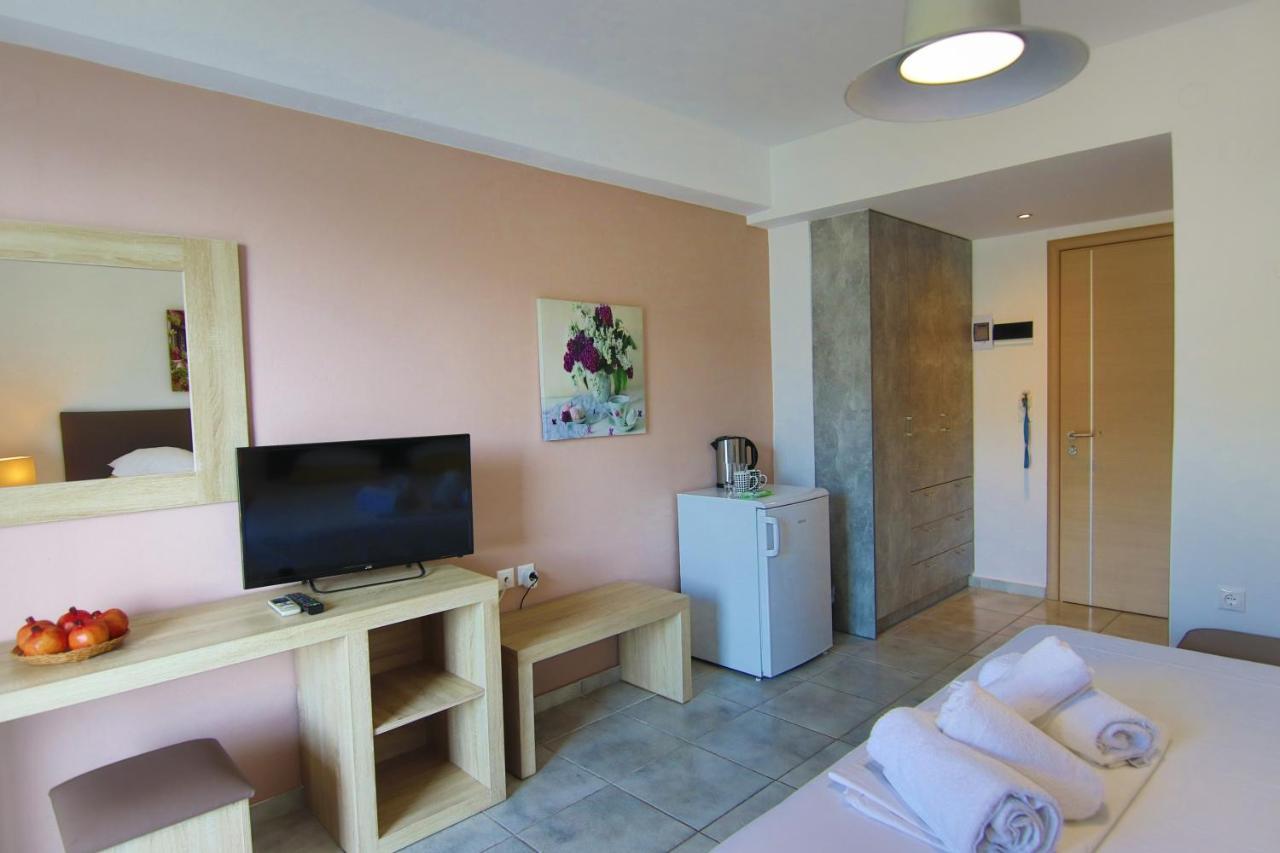 Poros Beach Studios Dış mekan fotoğraf