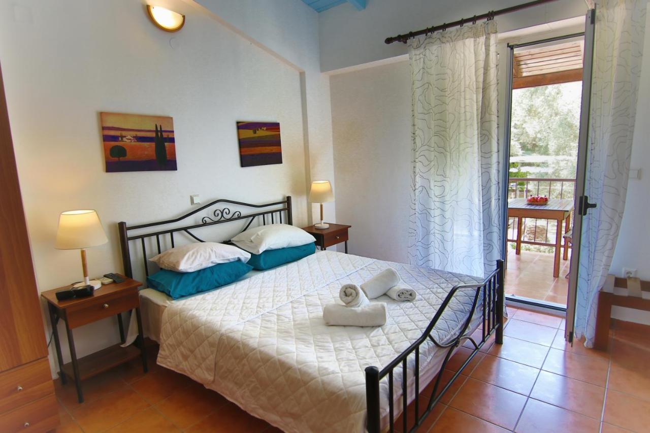 Poros Beach Studios Dış mekan fotoğraf