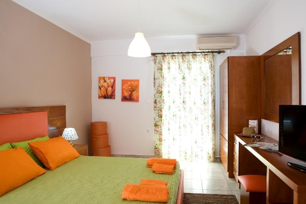 Poros Beach Studios Dış mekan fotoğraf