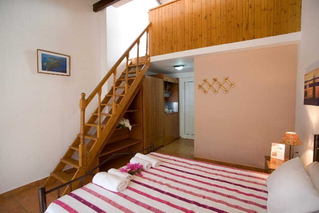 Poros Beach Studios Oda fotoğraf