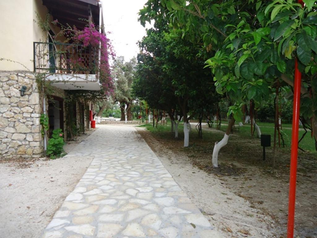 Poros Beach Studios Dış mekan fotoğraf